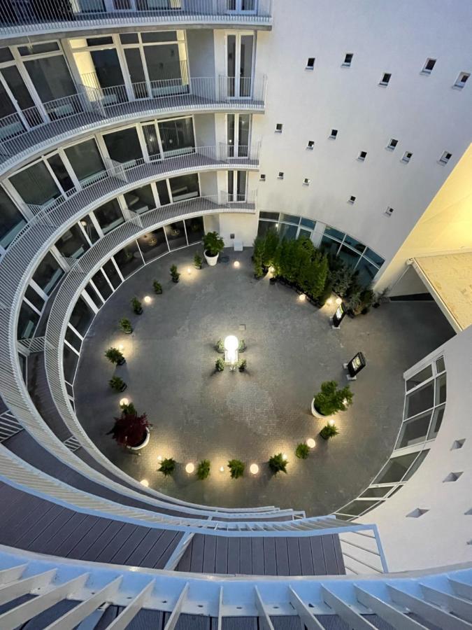 Párizs Garden Hotel Debrecen Esterno foto